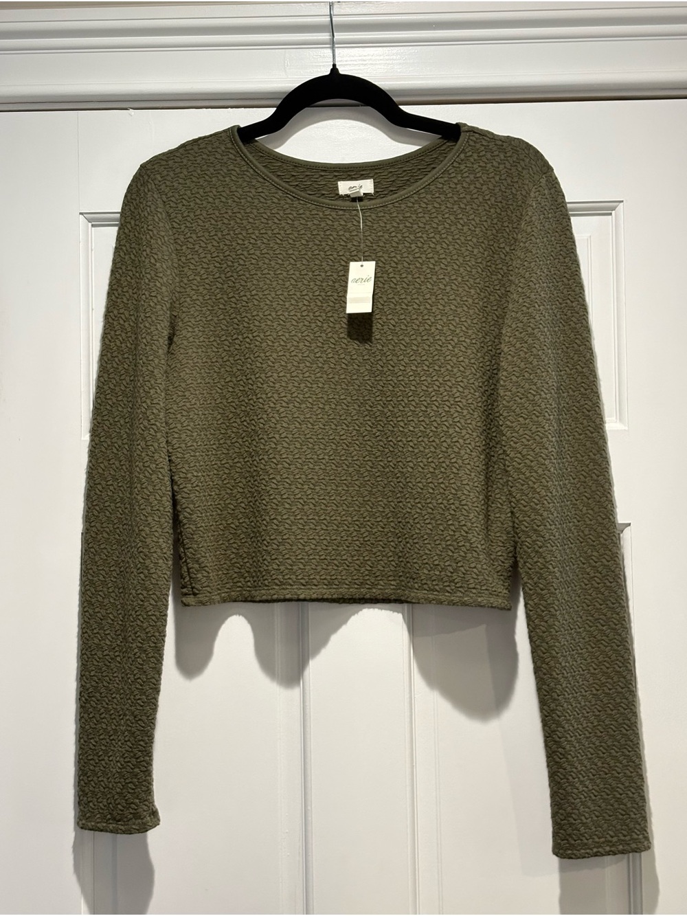 NWT AERIE‎ Large Olive Green Textured Cropped Sweater